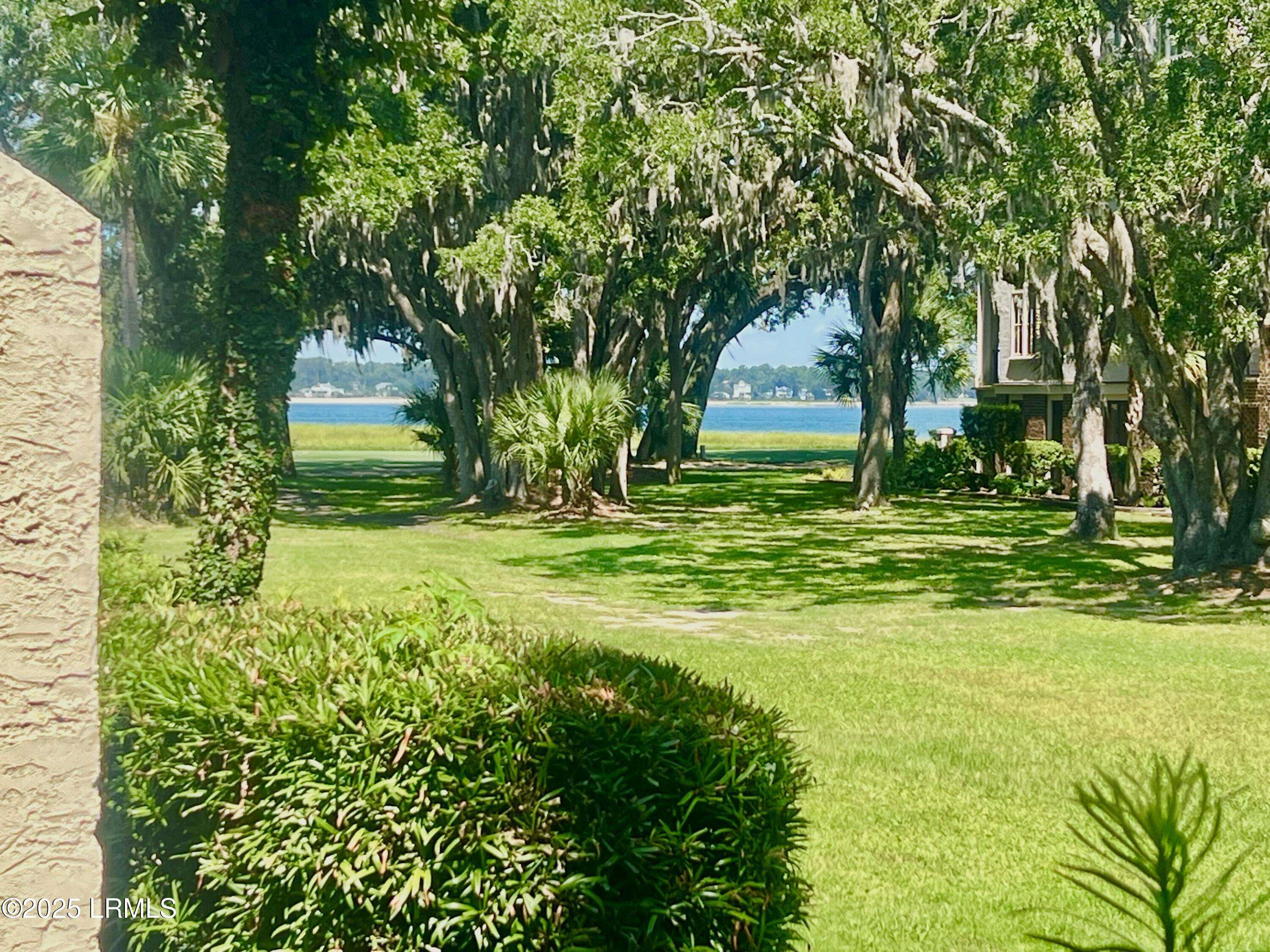 Hilton Head Island, SC 29928,6 Mizzenmast CT Court