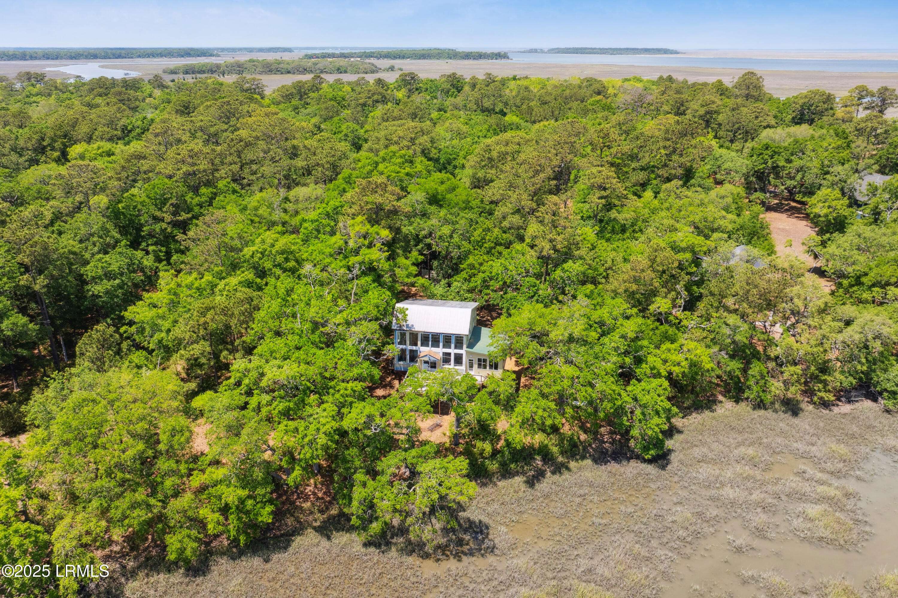St. Helena Island, SC 29920,330 Fripp Point RD Road