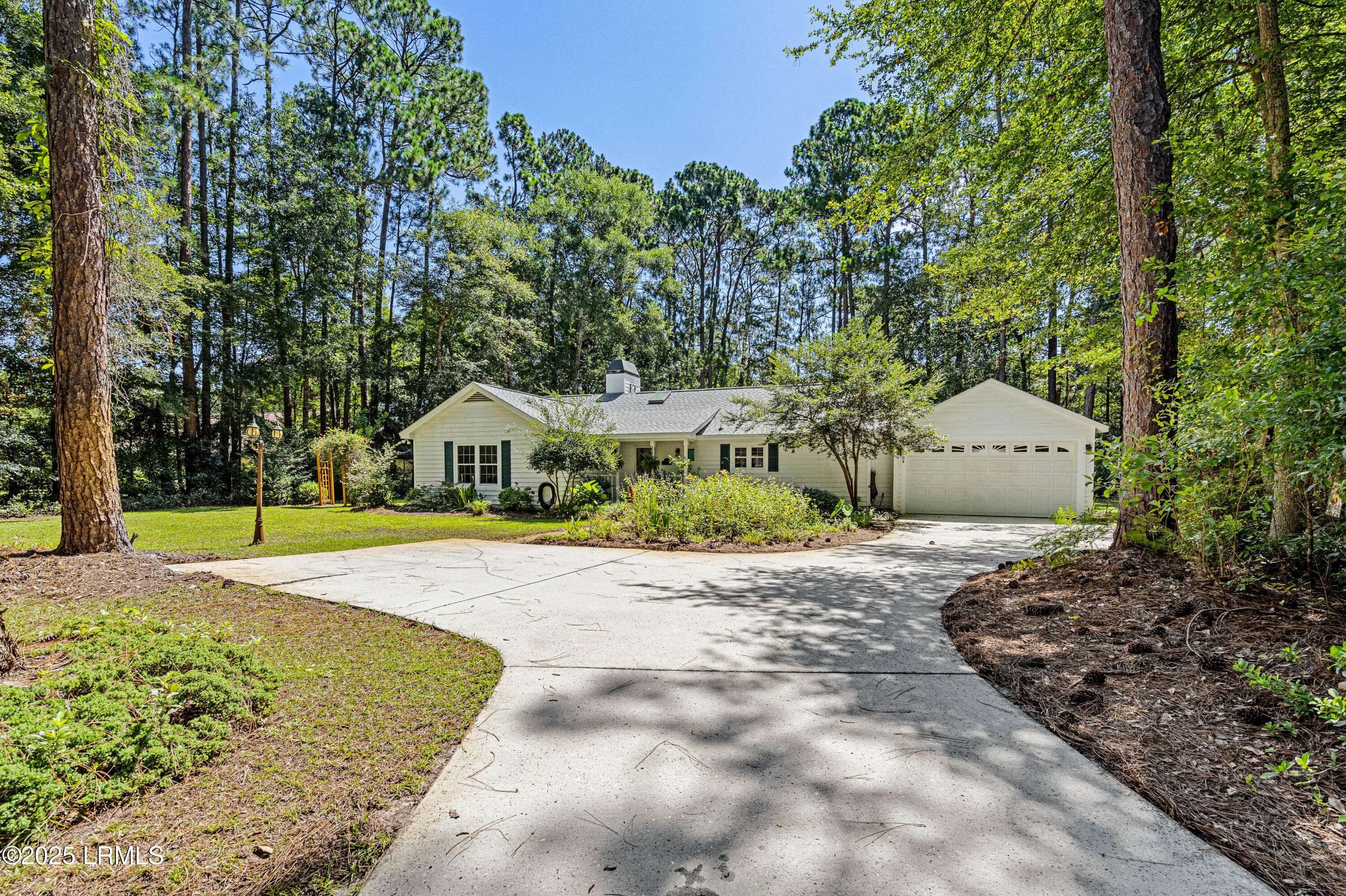 Beaufort, SC 29907,34 Thomas Sumter ST Street