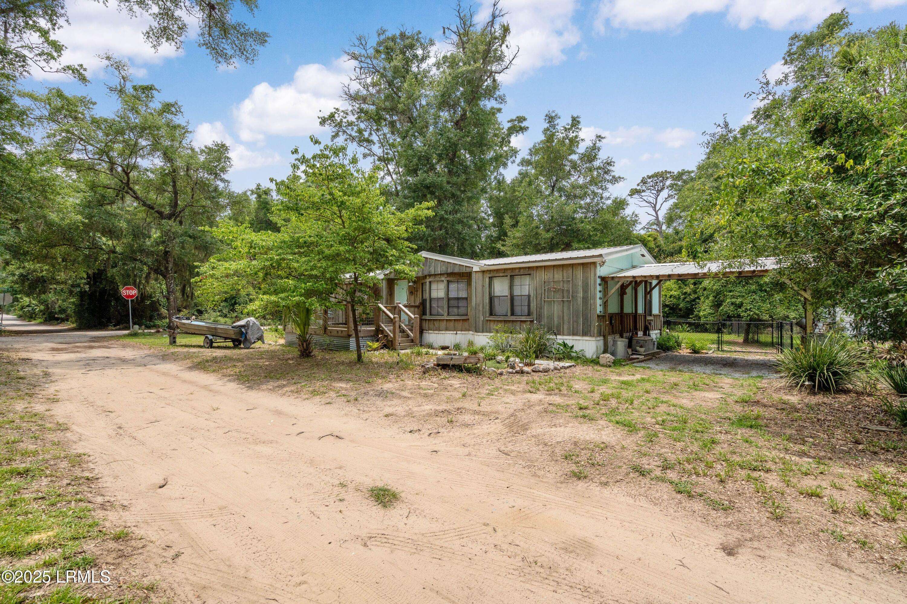 St. Helena Island, SC 29920,217 Bay Point RD Road