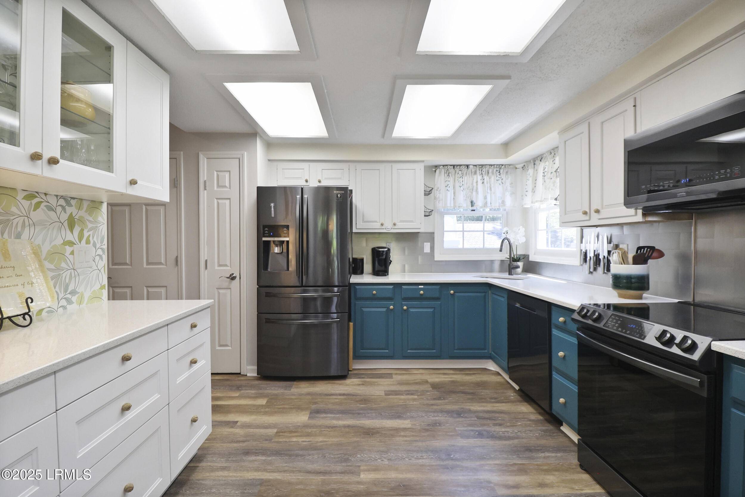 Hilton Head Island, SC 29928,70 Shipyard DR Drive
