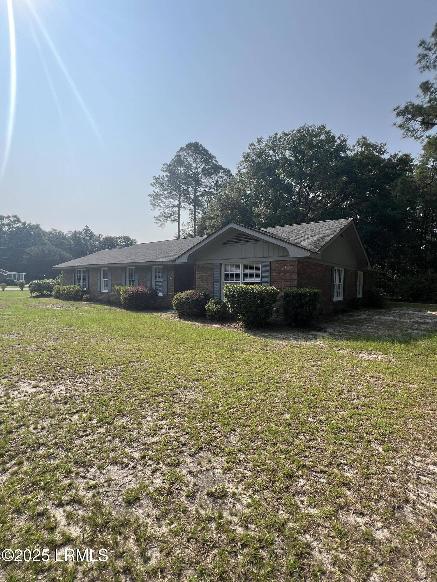Ridgeland, SC 29936,377 Mcteer AVE Avenue