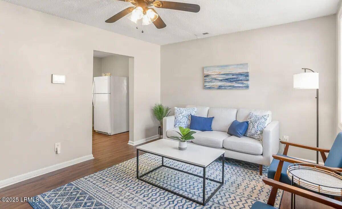 Beaufort, SC 29902,162 James ST Street