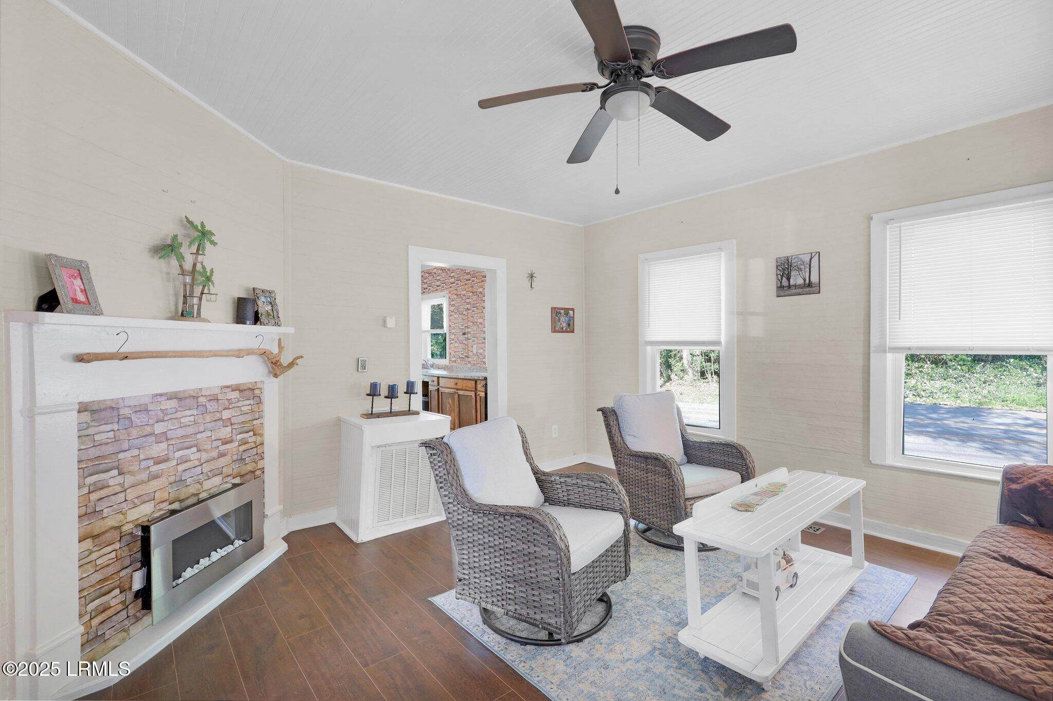 Walterboro, SC 29488,123 Moore ST Street