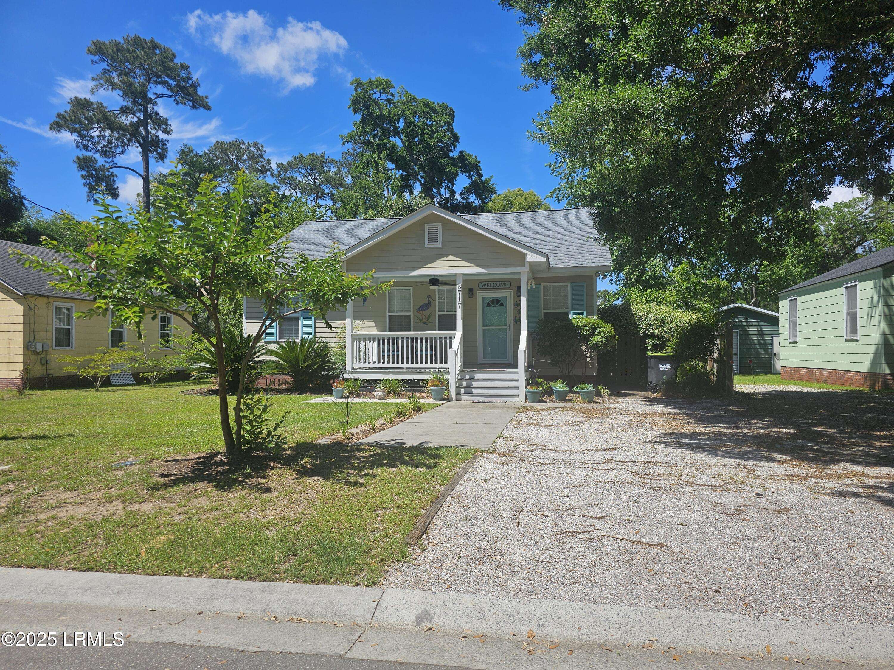 Beaufort, SC 29902,2717 Oaklawn AVE Avenue