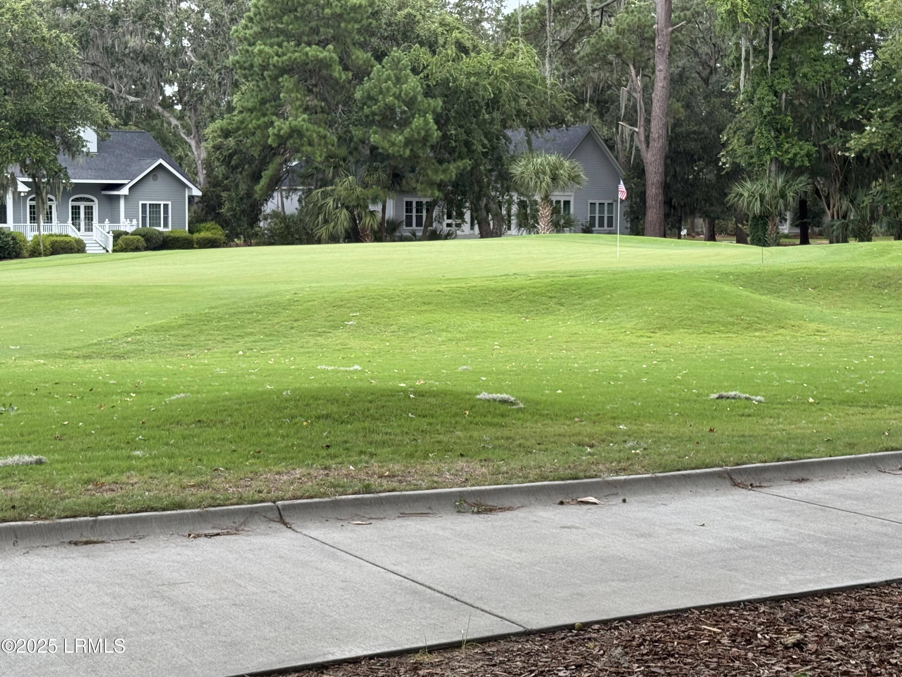 St. Helena Island, SC 29920,58 S Boone RD Road
