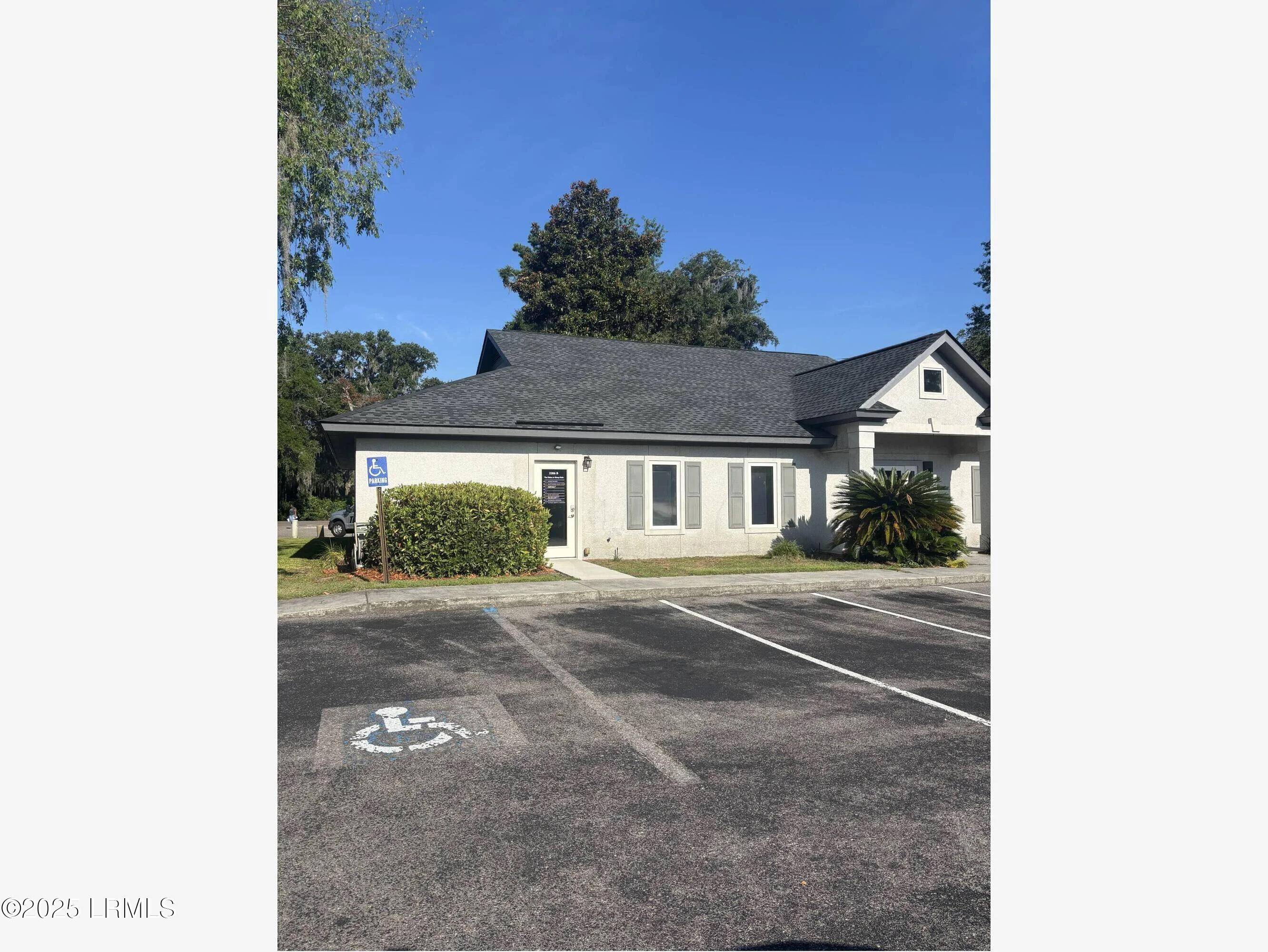 Port Royal, SC 29935,2206 Mossy Oaks RD Road