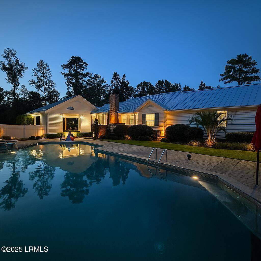 Hampton, SC 29924,110 Woodland AVE Avenue