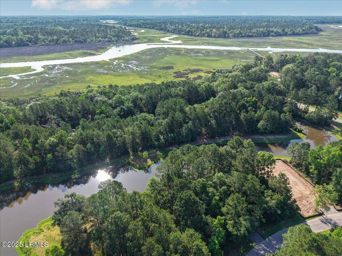 Yemassee, SC 29945,690 Somerset DR Drive