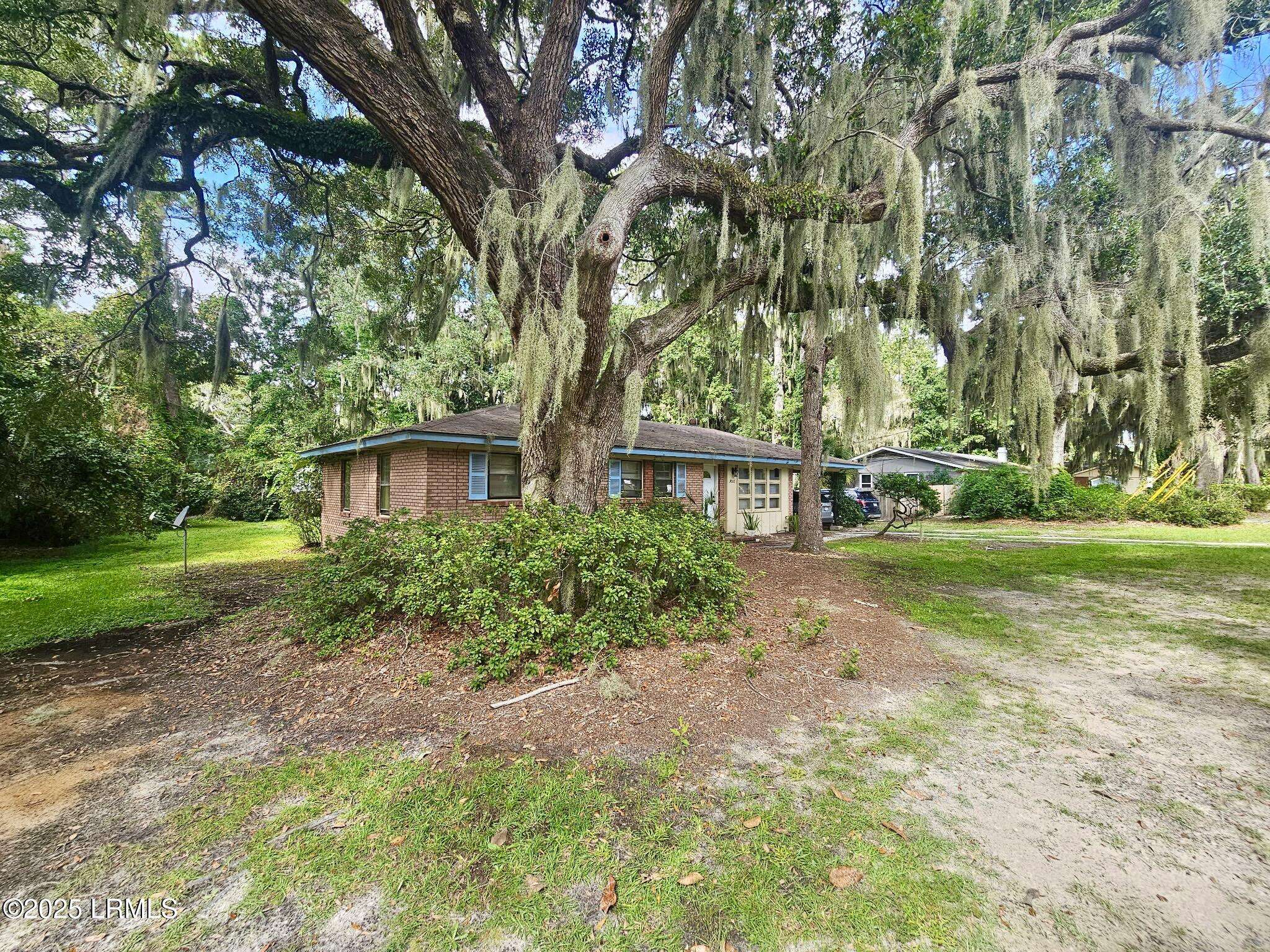 Beaufort, SC 29906,3005 Cypress ST Street
