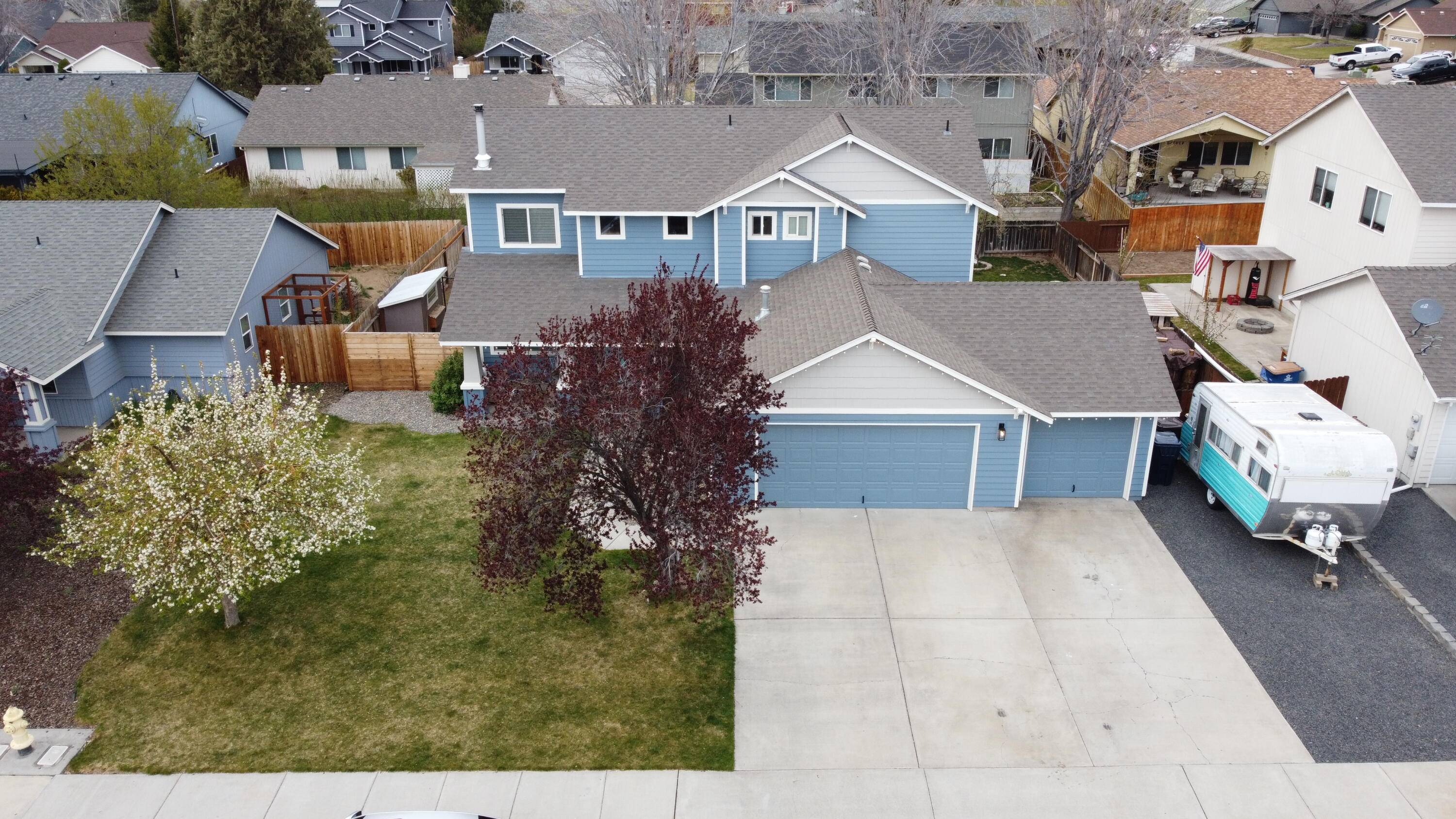 Redmond, OR 97756,819 Oak LN