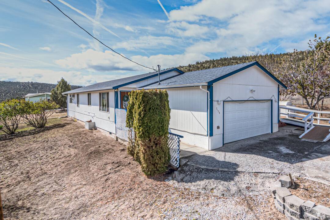 Prineville, OR 97754,7128 Night Hawk DR