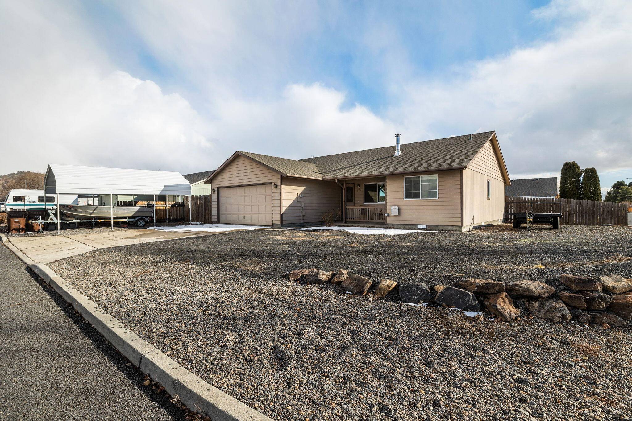 Prineville, OR 97754,904 Manzanita ST