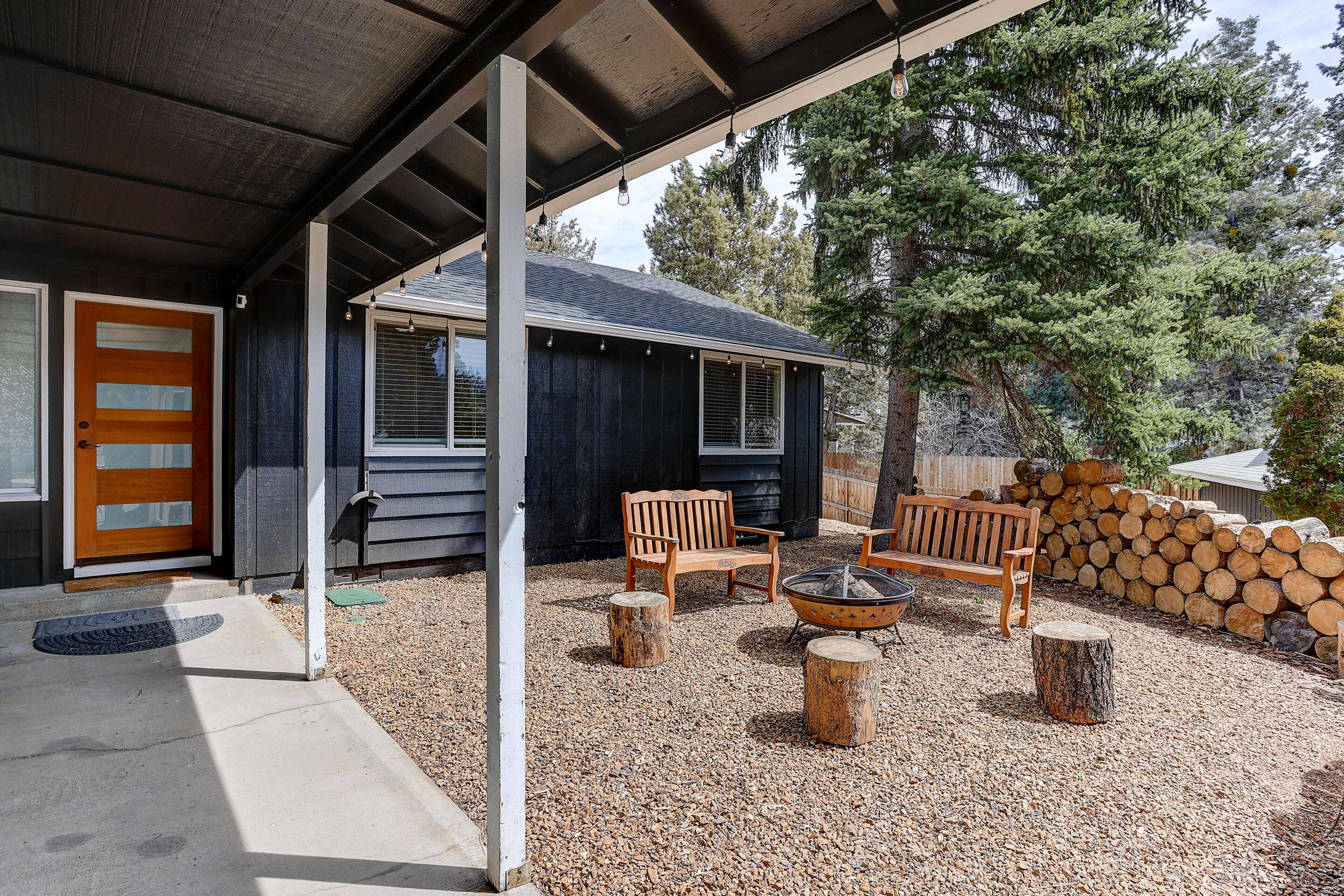 Bend, OR 97702,416 Blakely CT