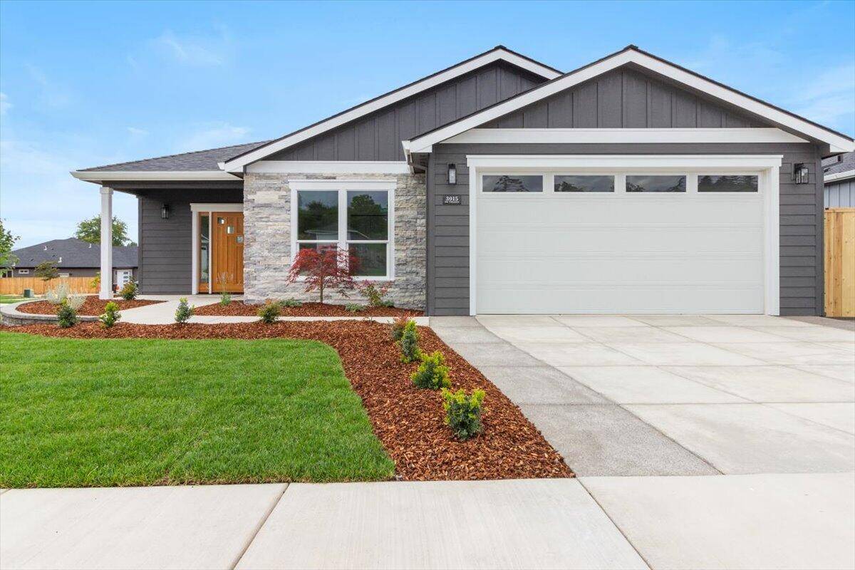 Medford, OR 97504,3015 Mt Thielsen DR #Lot 14