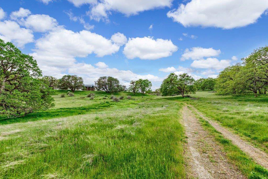 Central Point, OR 97502,8785 Blackwell RD