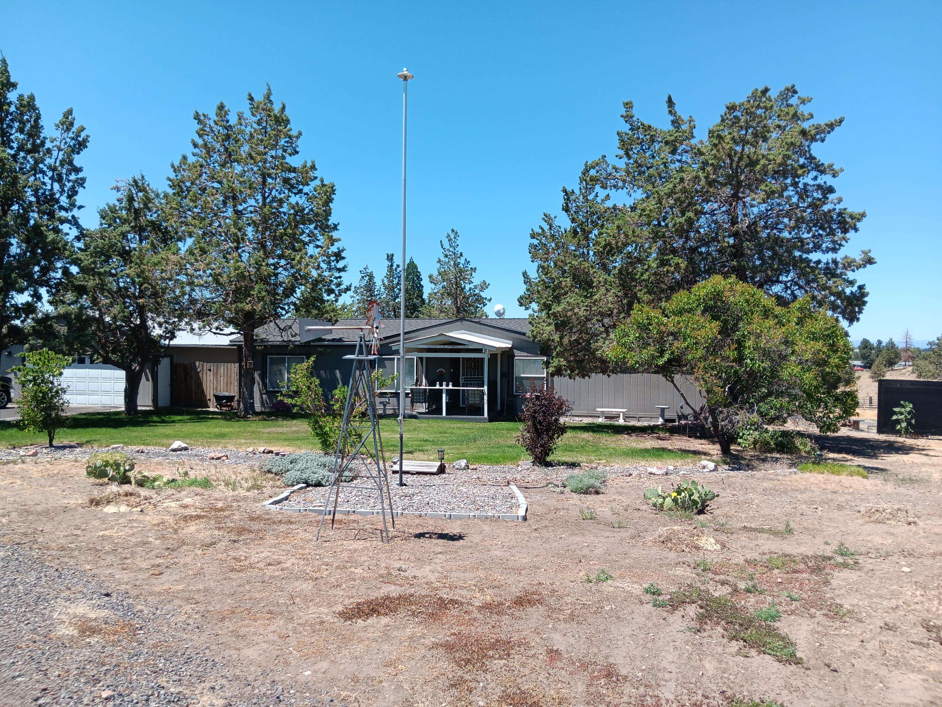 Madras, OR 97741,2918 Teresa DR