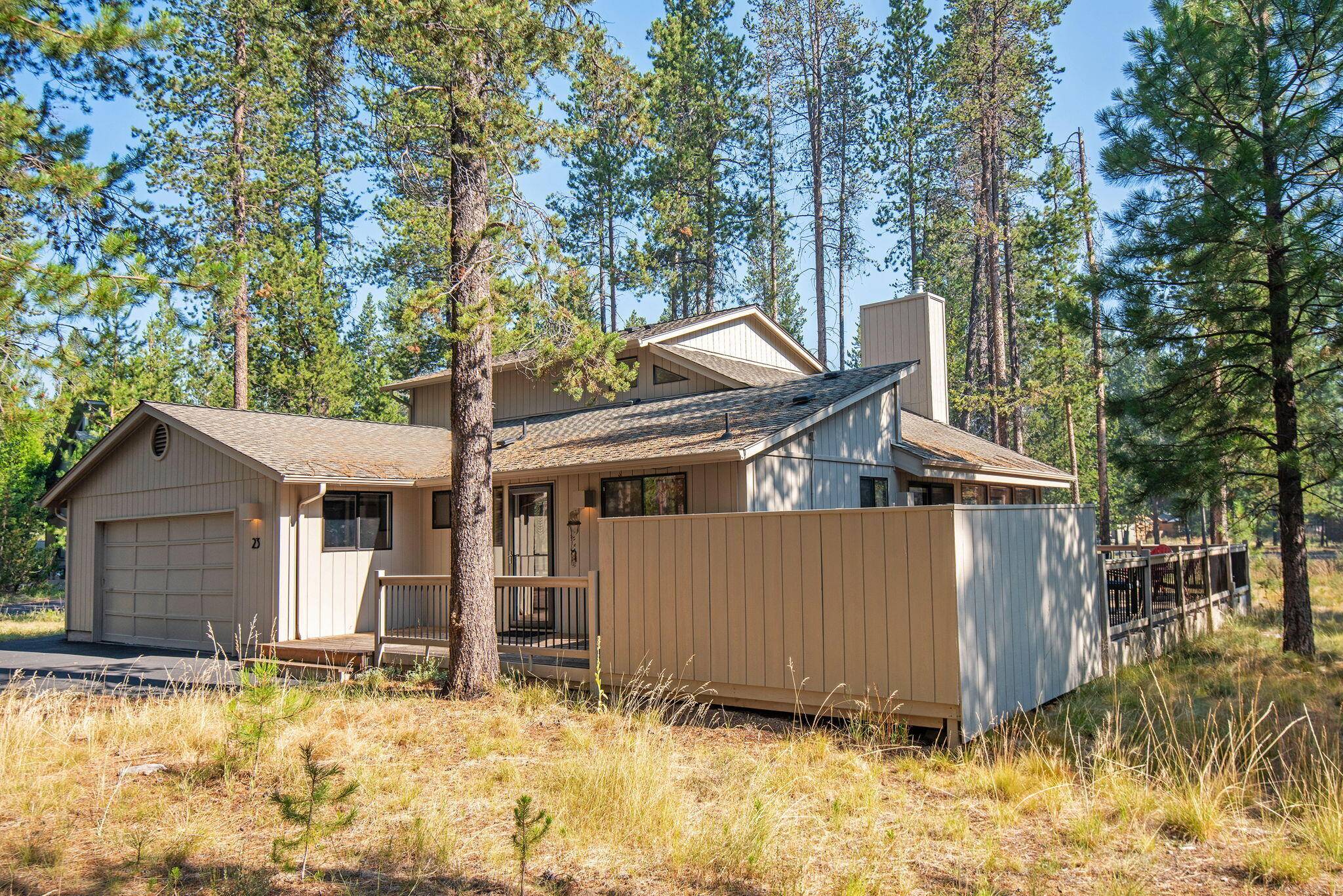 Sunriver, OR 97707,18086 East Butte LN