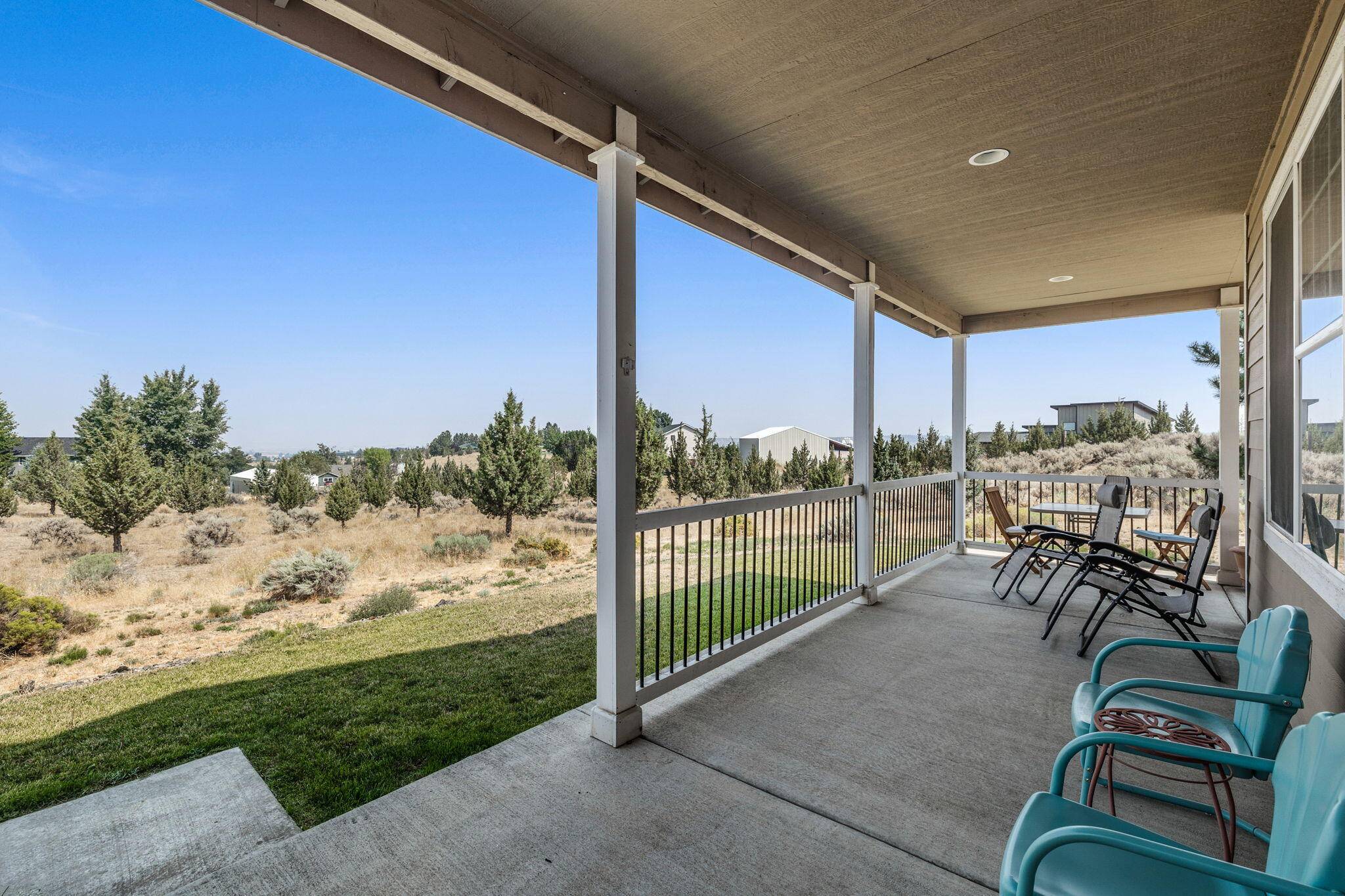 Madras, OR 97741,1169 Clark DR