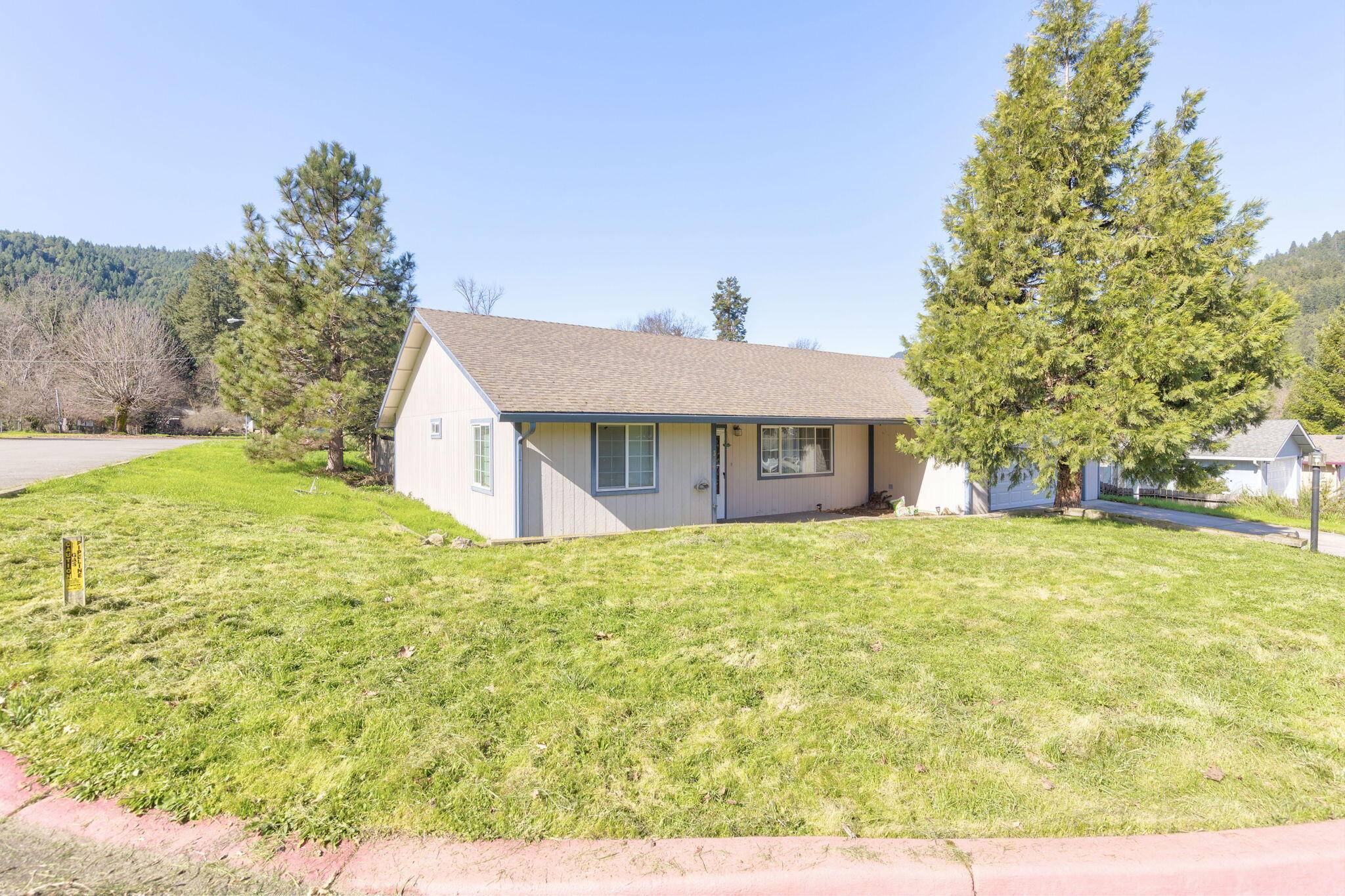 Glendale, OR 97442,314 Outback LN