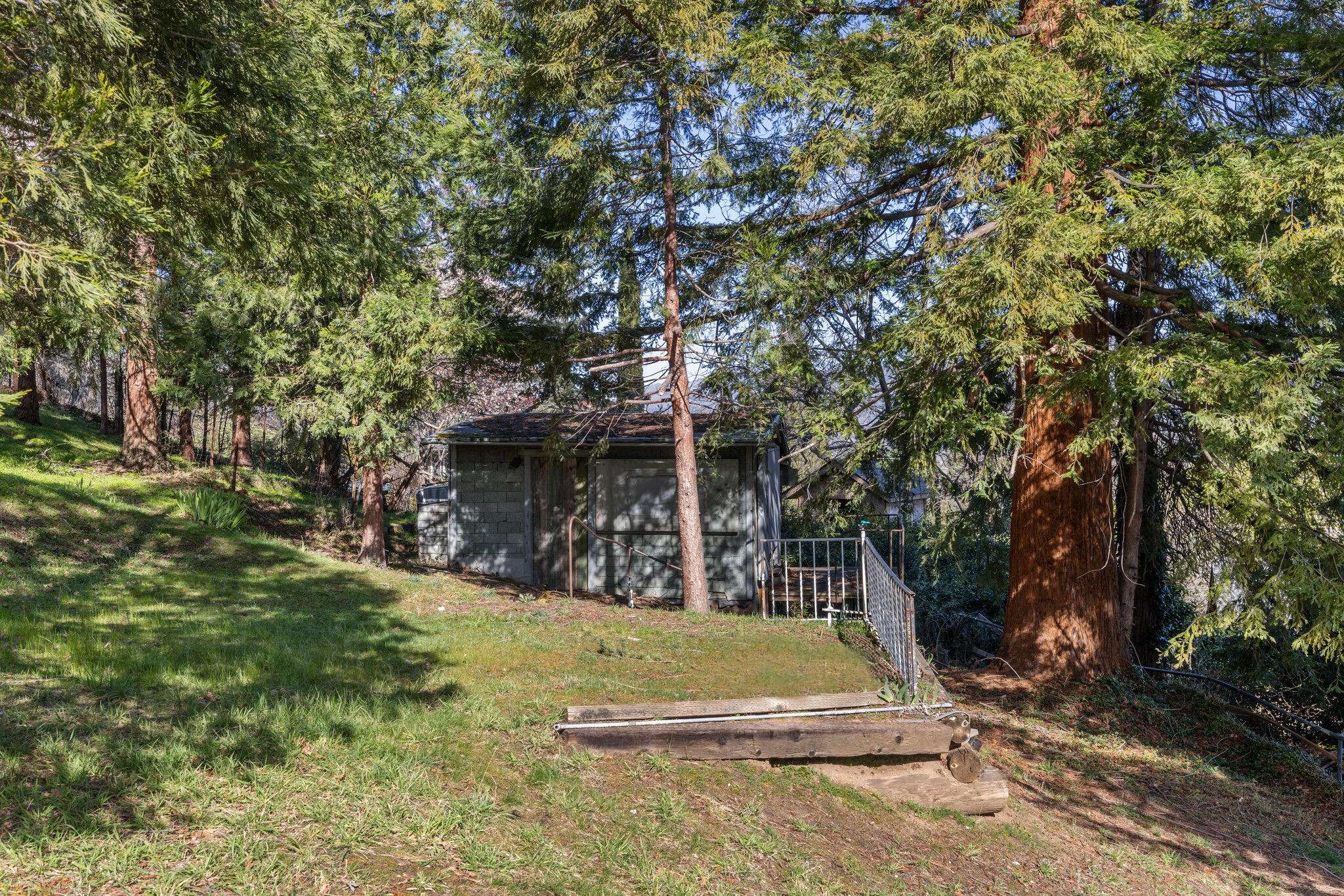 Ashland, OR 97520,319 West ST