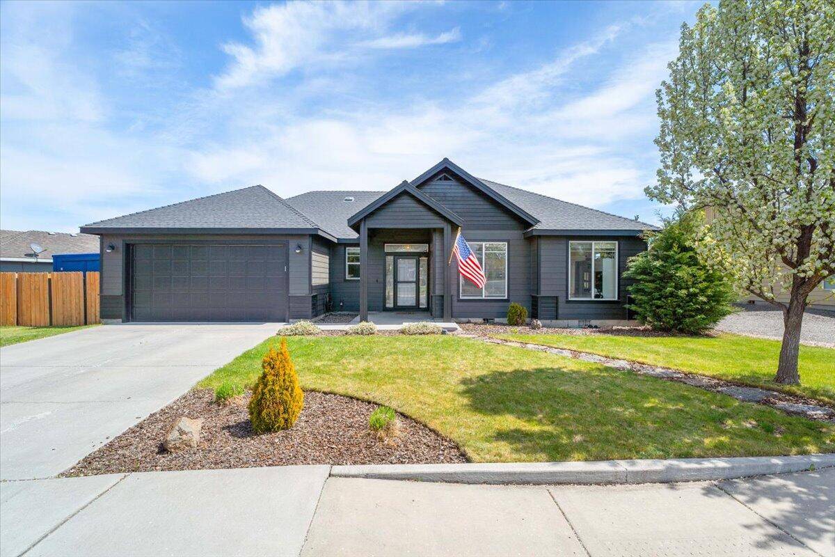 Redmond, OR 97756,400 16th PL