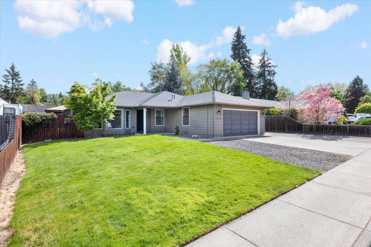 Medford, OR 97504,2220 Ridge WAY