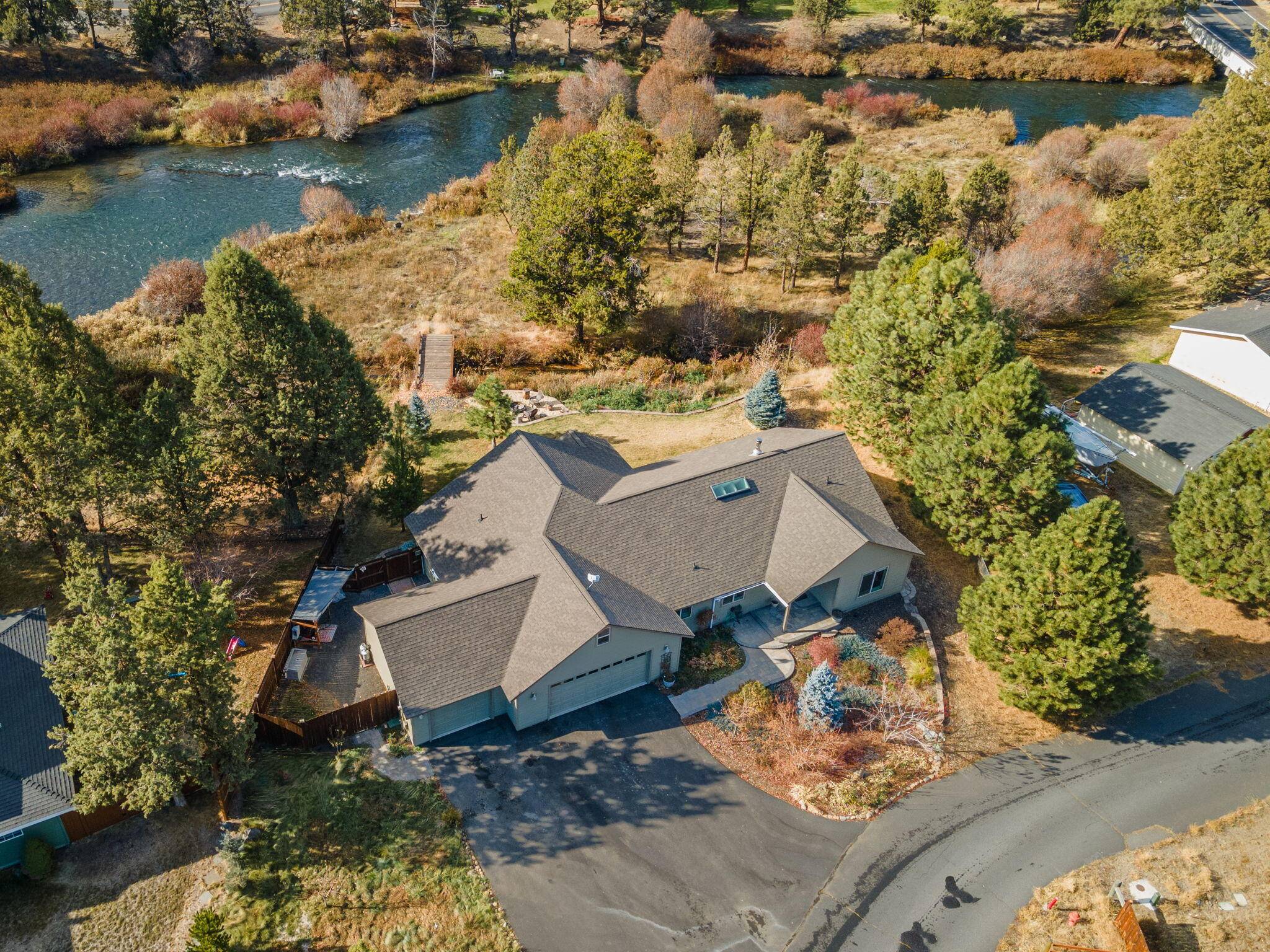 Bend, OR 97703,64738 Otter Run LN