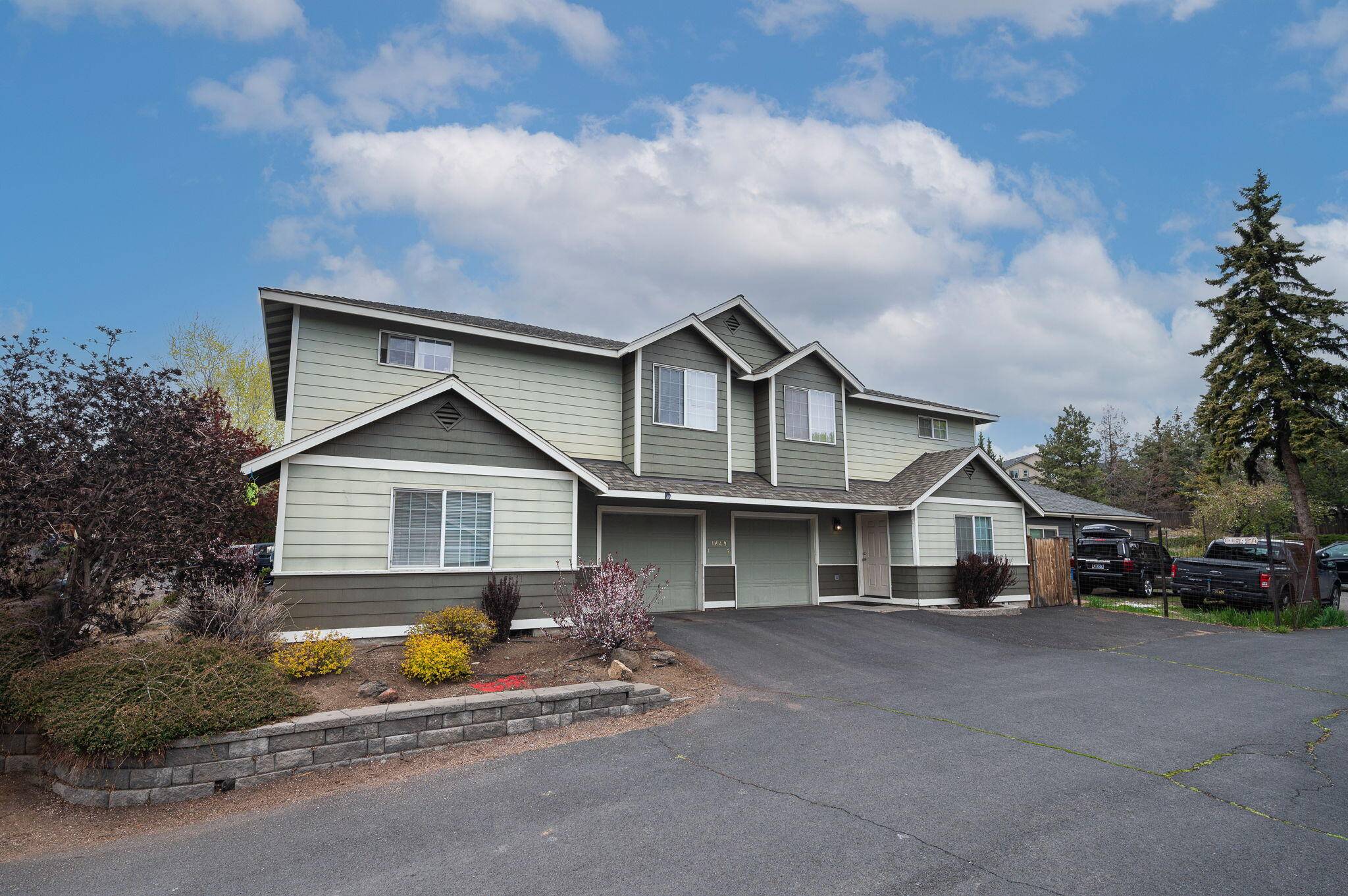 Bend, OR 97701,1649 Lotus DR #1 & 2