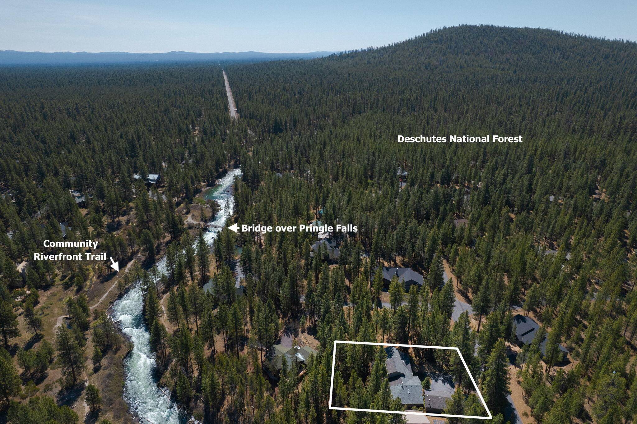 La Pine, OR 97739,53520 Wildriver WAY