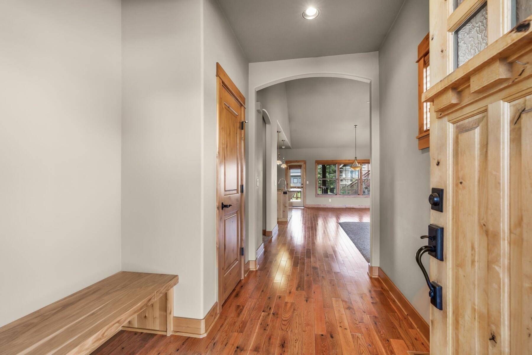 Bend, OR 97703,2593 Awbrey Point CIR