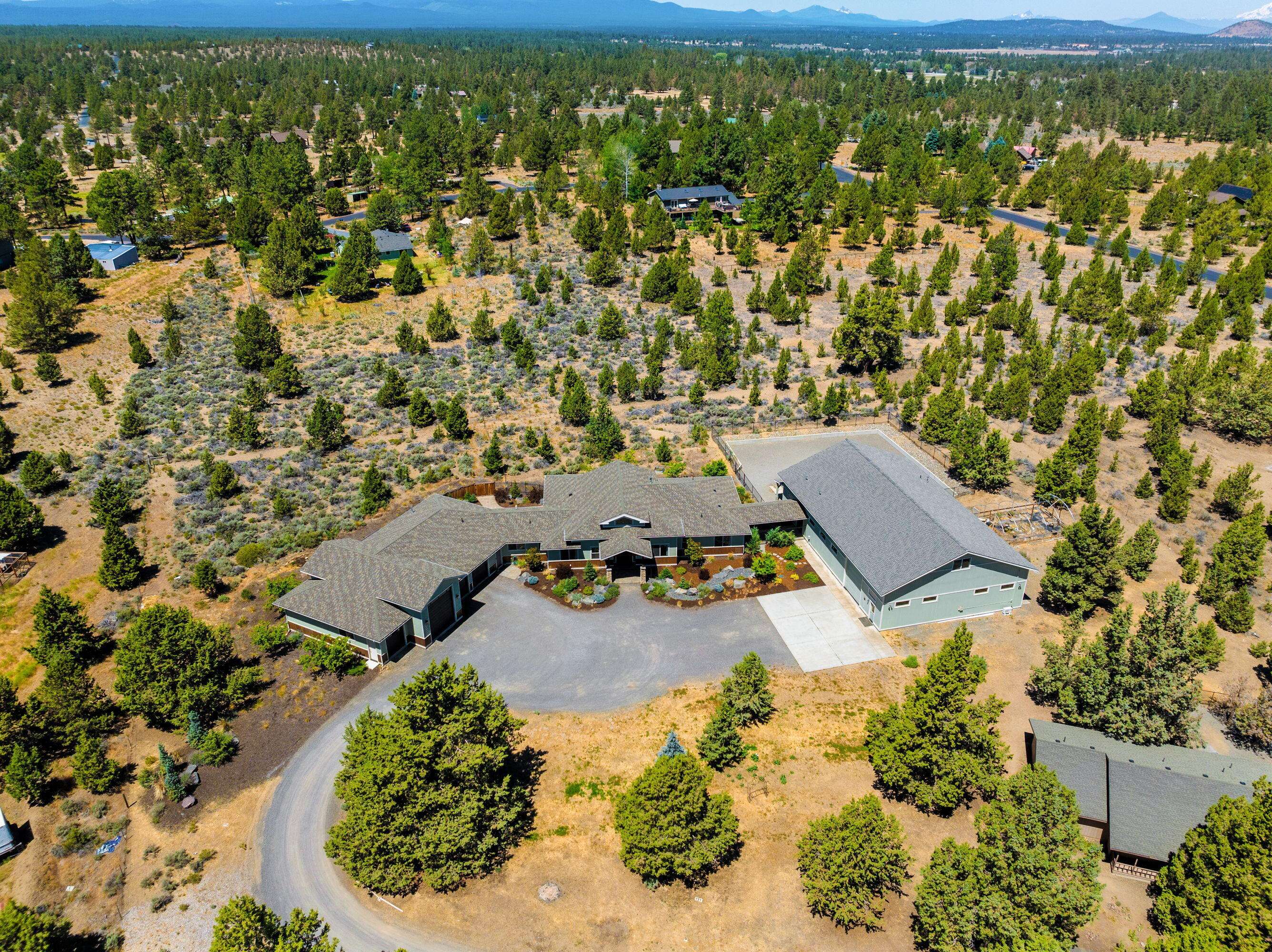 Bend, OR 97702,60121 Sweetgrass LN