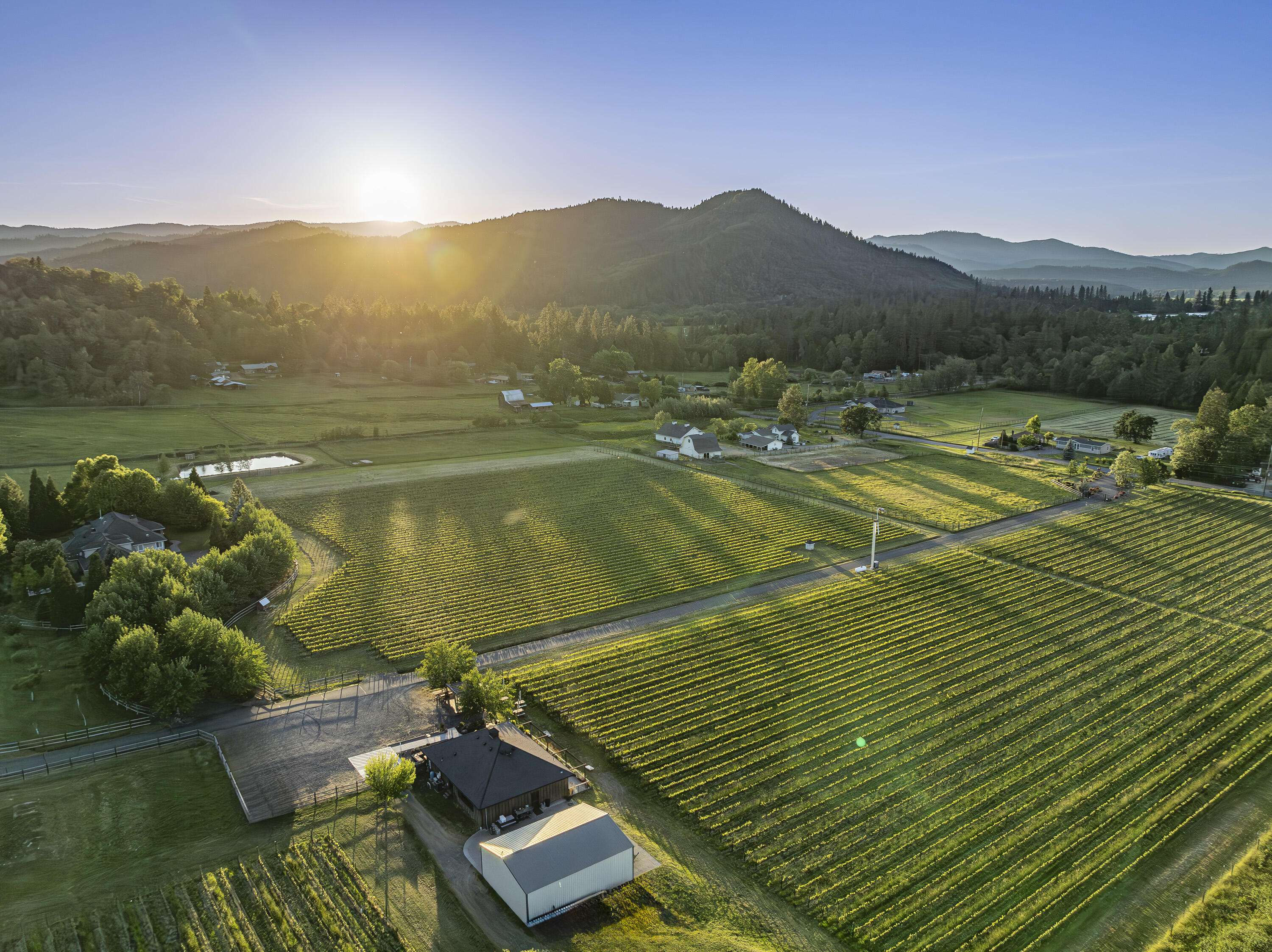 Grants Pass, OR 97527,5719 Jerome Prairie RD