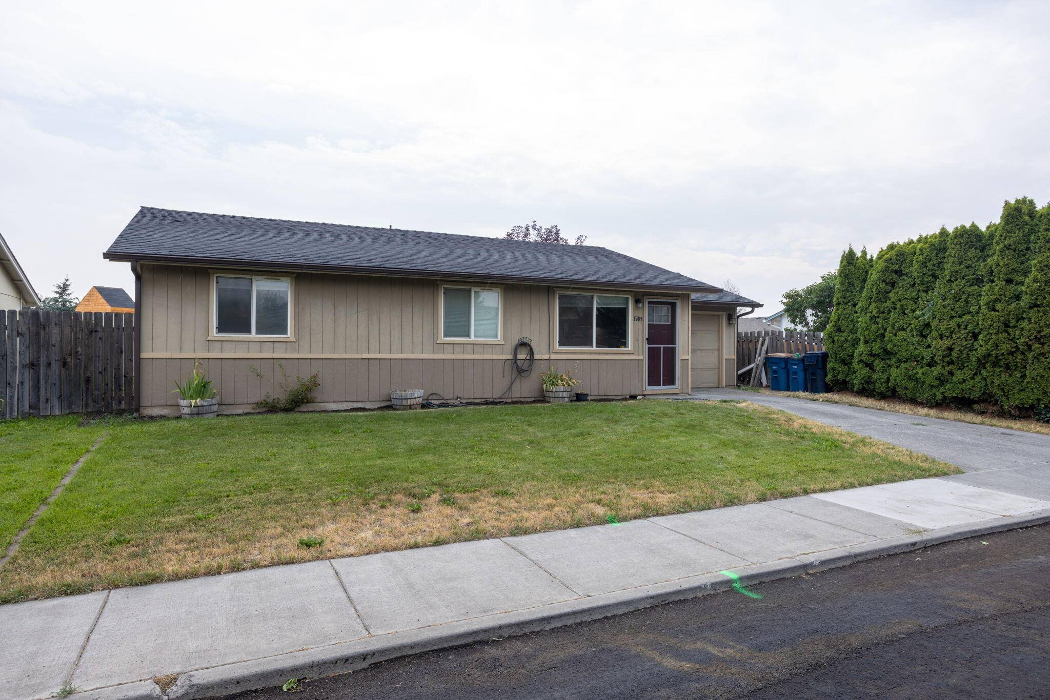 Redmond, OR 97756,1748 35th ST