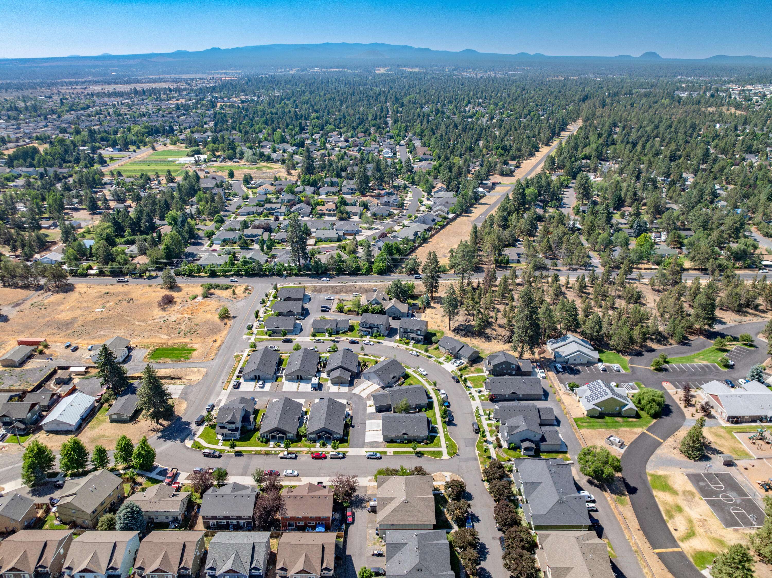 Bend, OR 97701,21017 Damascus LN