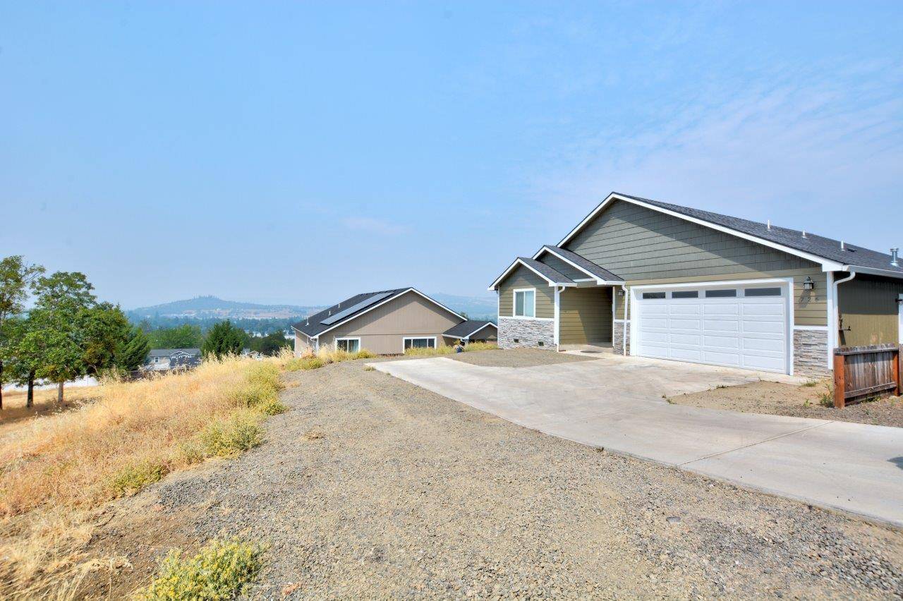 Eagle Point, OR 97524,726 Onyx ST