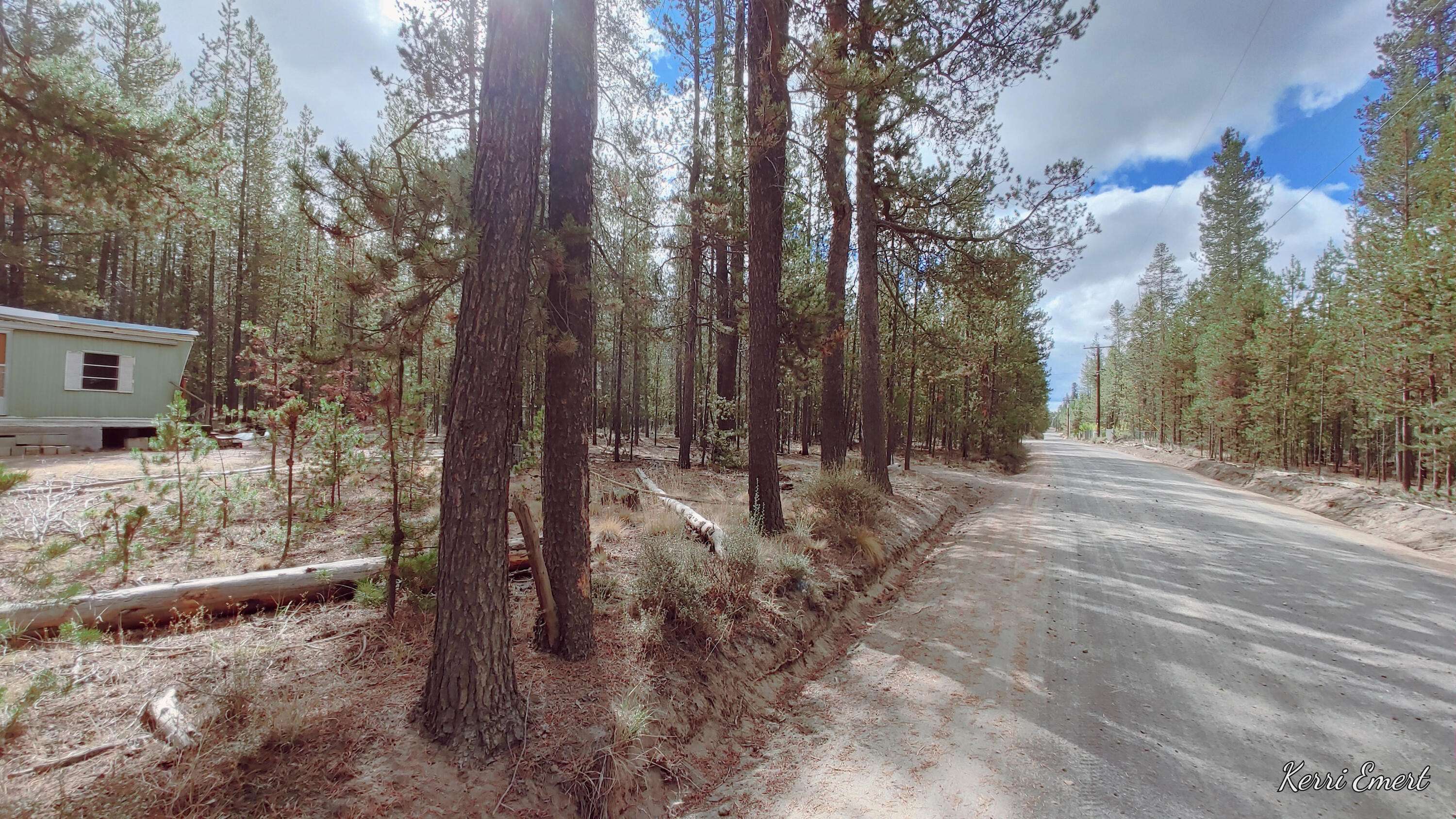 La Pine, OR 97739,52266 Dustan RD