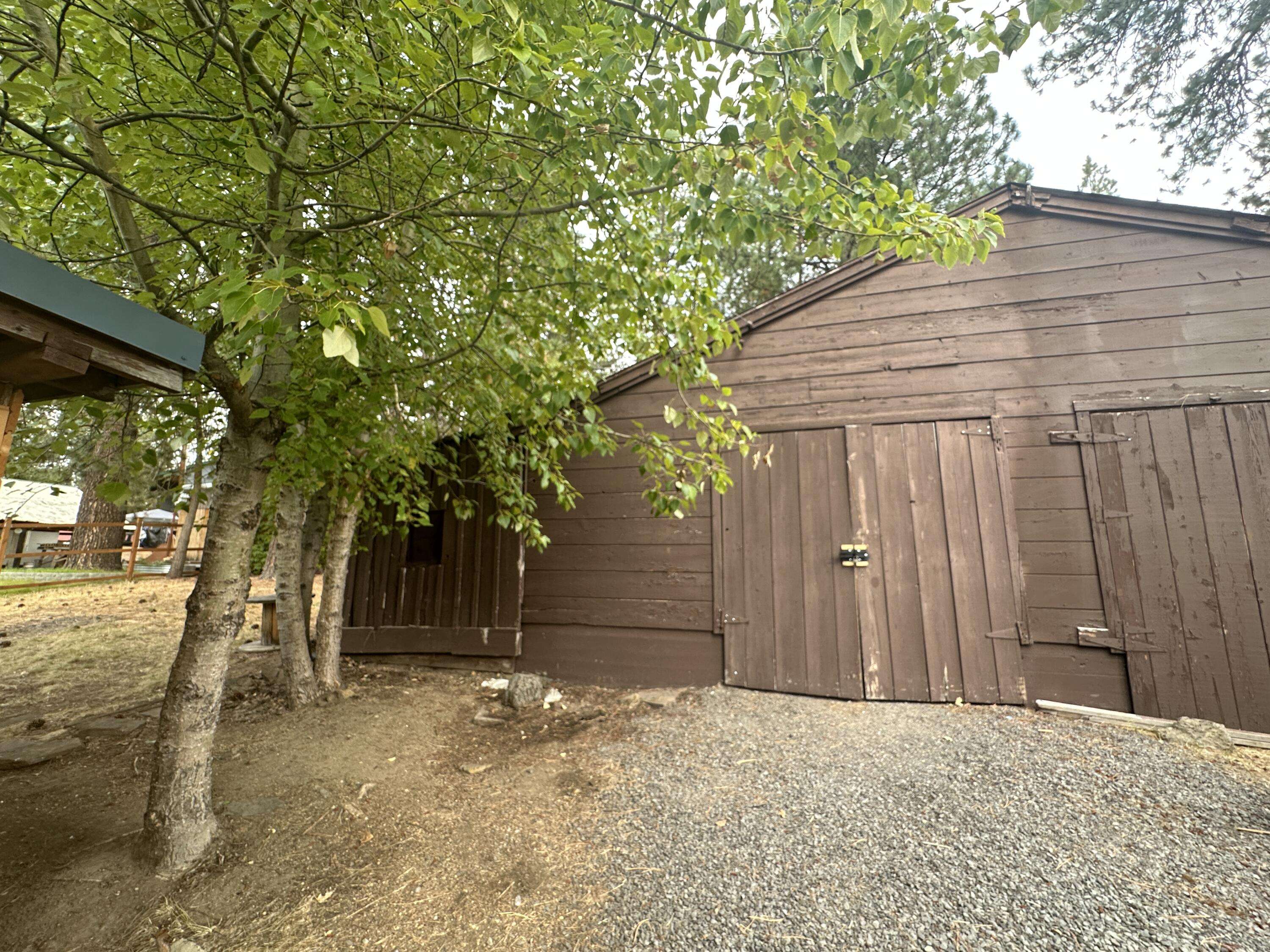 Gilchrist, OR 97737,138647 Rhododendron ST