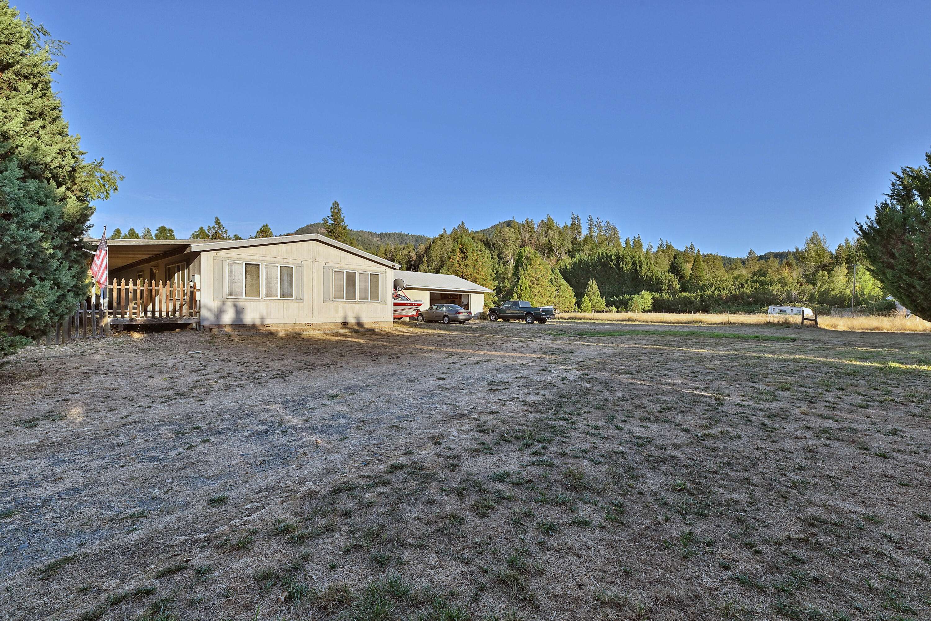 Rogue River, OR 97537,374 Covered Bridge RD