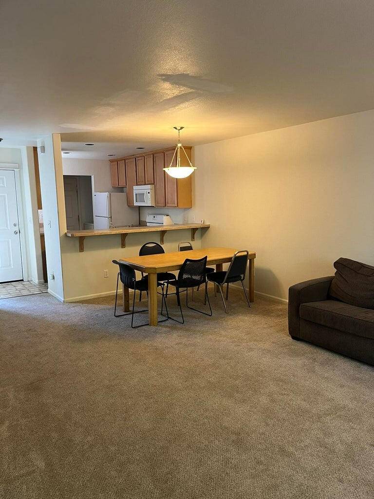 Redmond, OR 97756,2261 Timber AVE