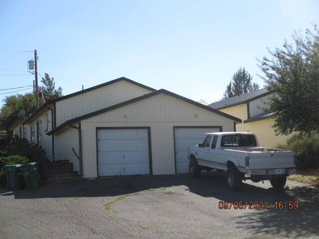 Klamath Falls, OR 97601,1801-1831 Thrall ST