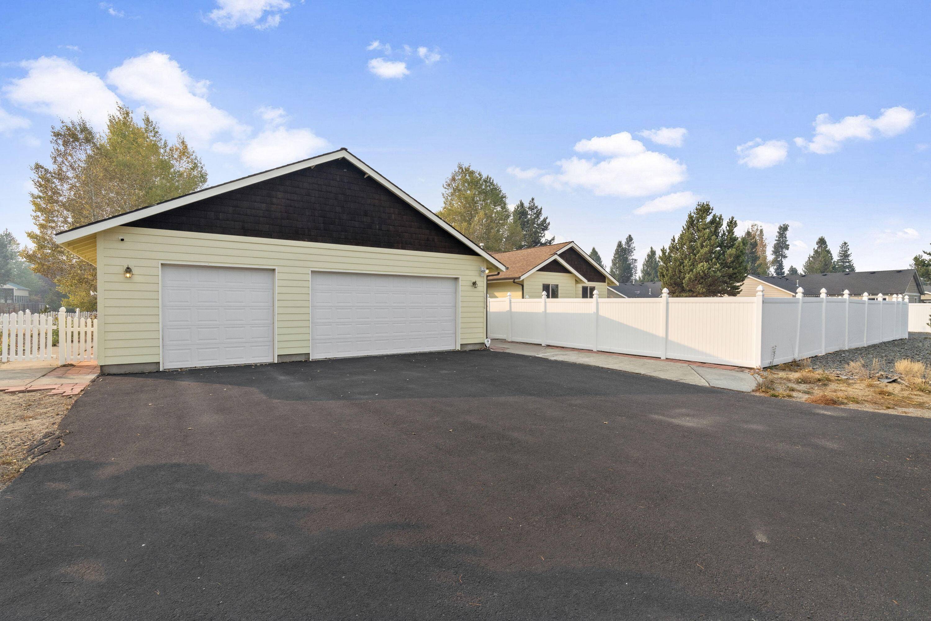 La Pine, OR 97739,16696 Oakridge PL