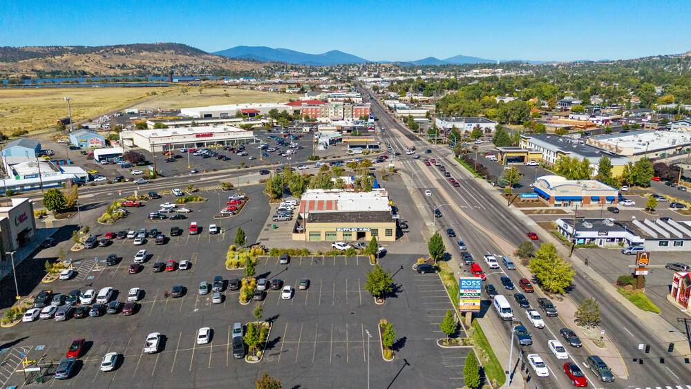 Klamath Falls, OR 97603,2726 6th ST