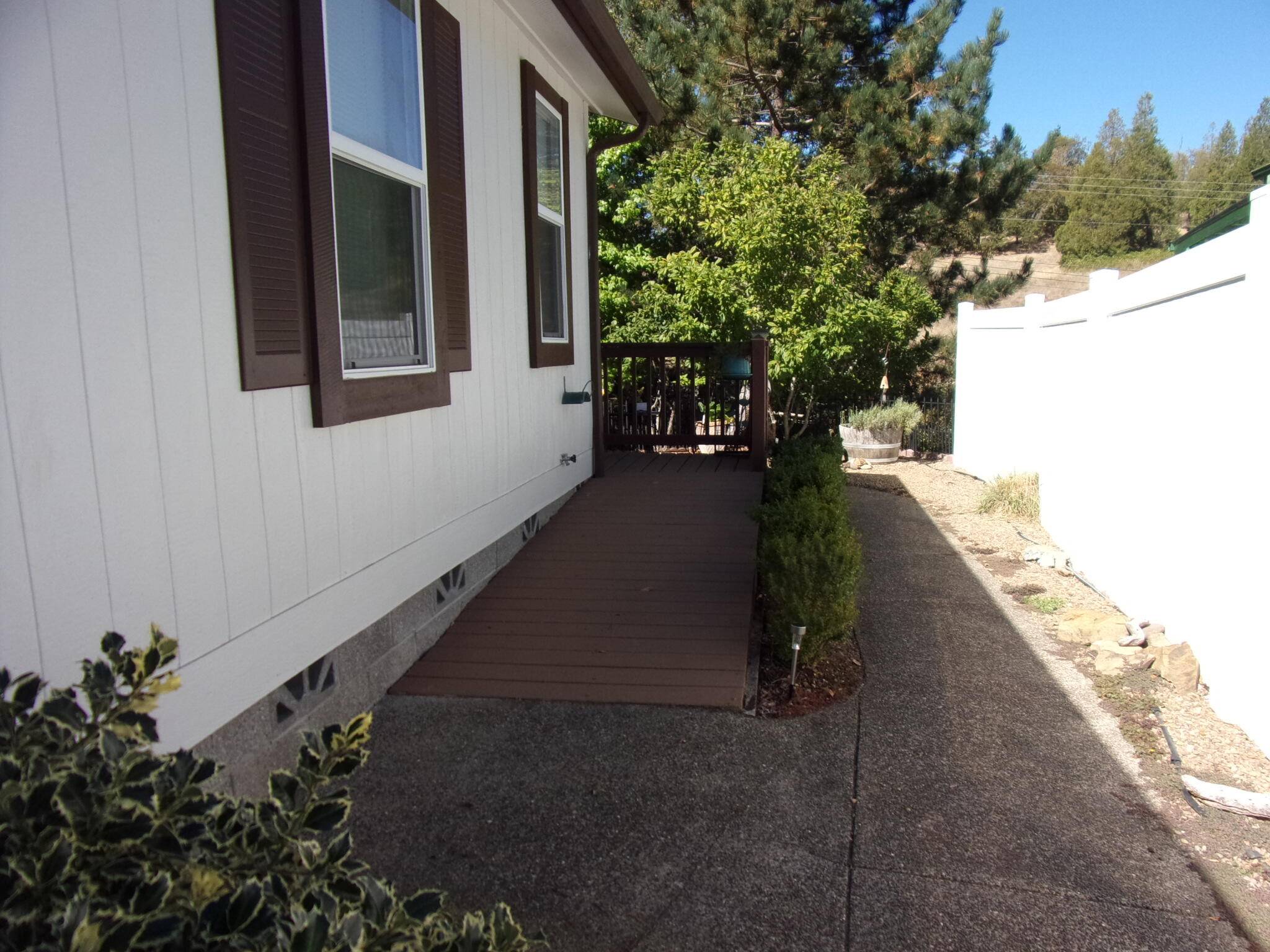 Canyonville, OR 97417,381 Knoll Terrace DR