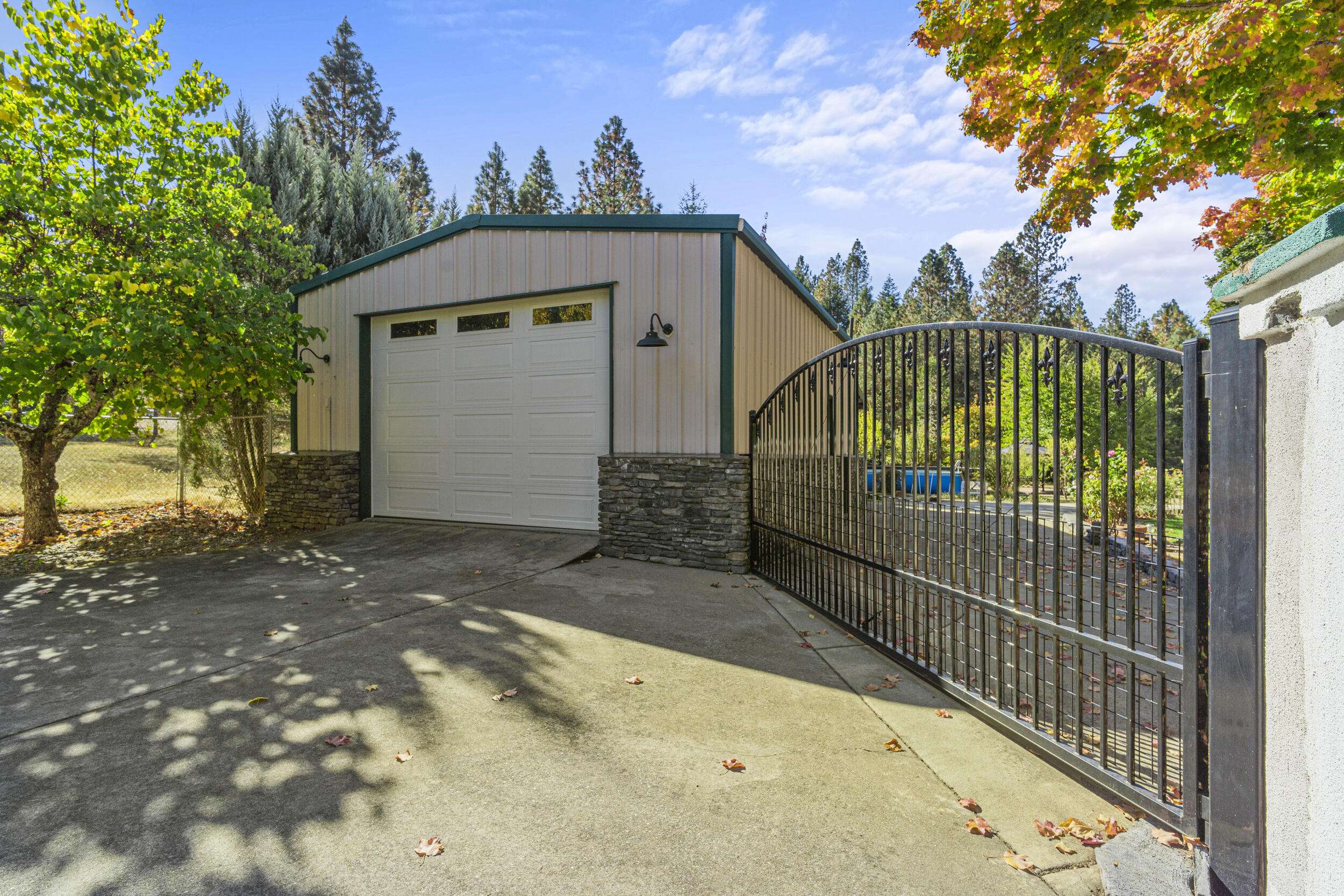 Grants Pass, OR 97527,182 Lappland DR
