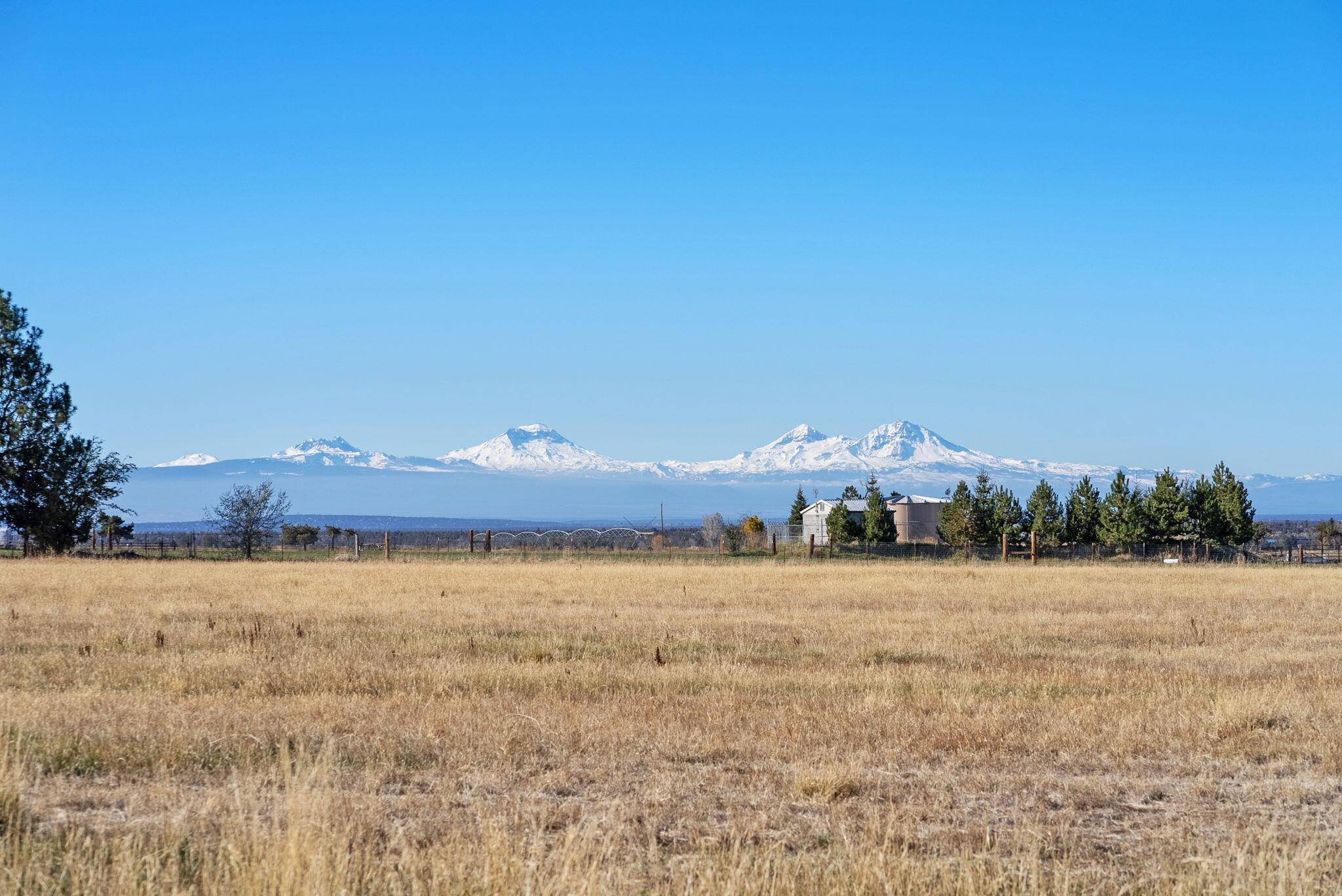 Powell Butte, OR 97753,13902 Riggs RD