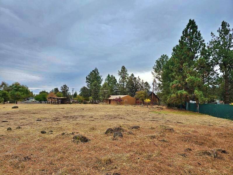 Klamath Falls, OR 97601,10608 Riveredge PL