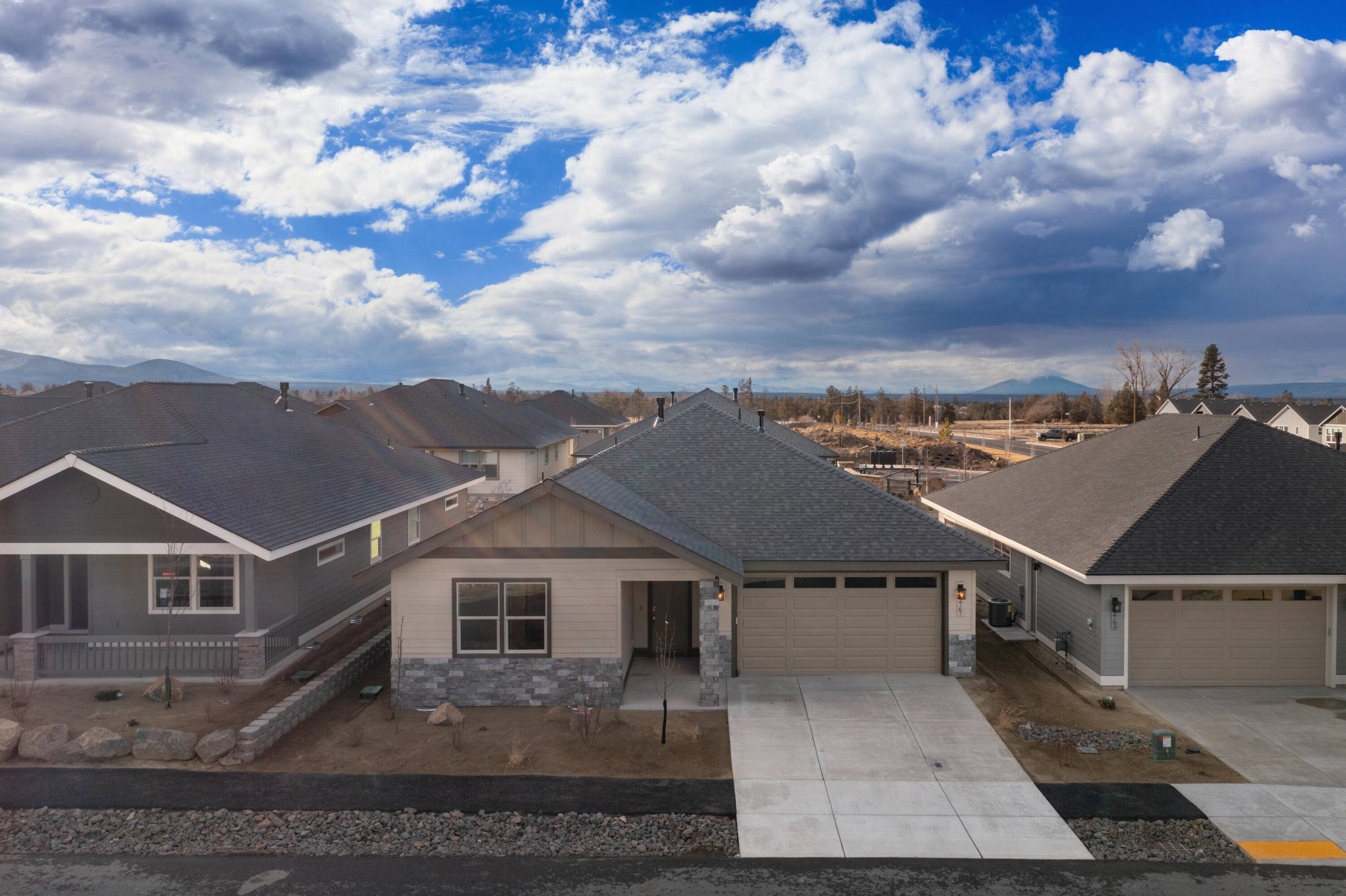 Redmond, OR 97756,2767 23rd LOOP #Lot 52