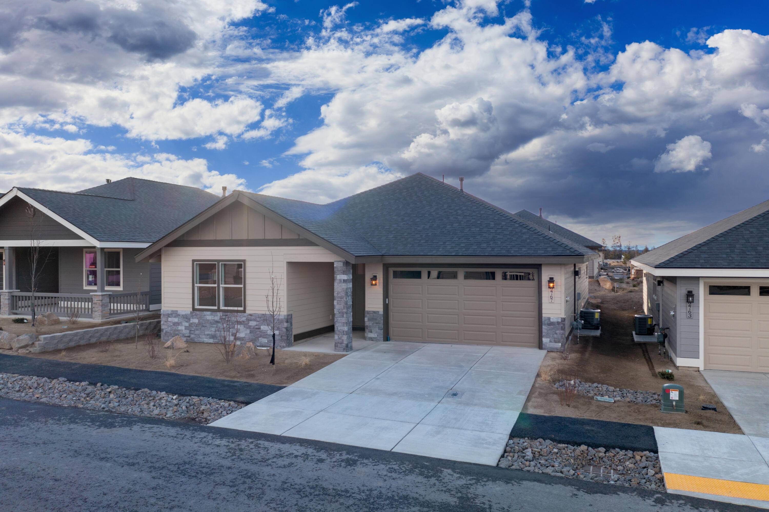 Redmond, OR 97756,2767 23rd LOOP #Lot 52