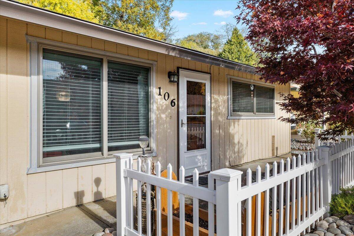 Rogue River, OR 97537,106 Wards Creek LN
